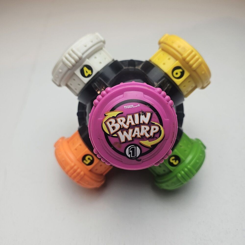 Vintage 1996 Tiger Electronics Brain Warp 1 Handheld Electronic Memory Game